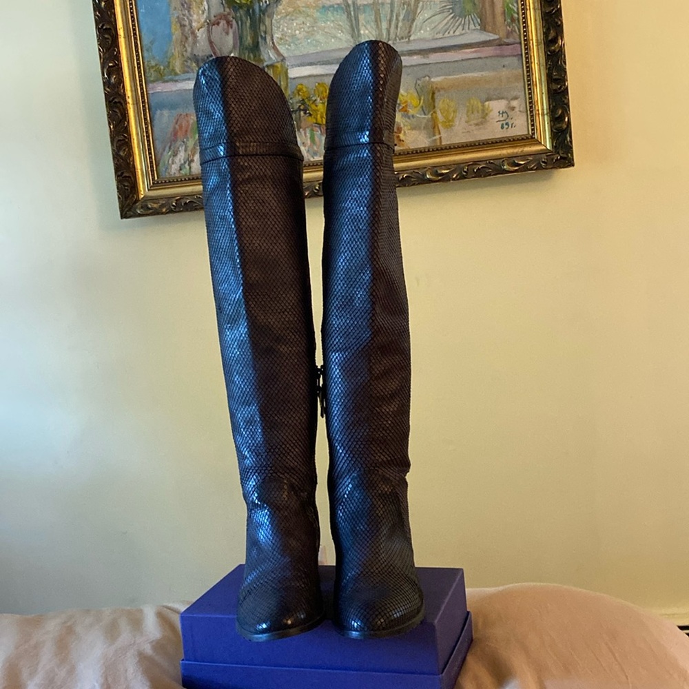 Stuart Weitzman Snake Shimmering Overtheknee Stun… - image 2